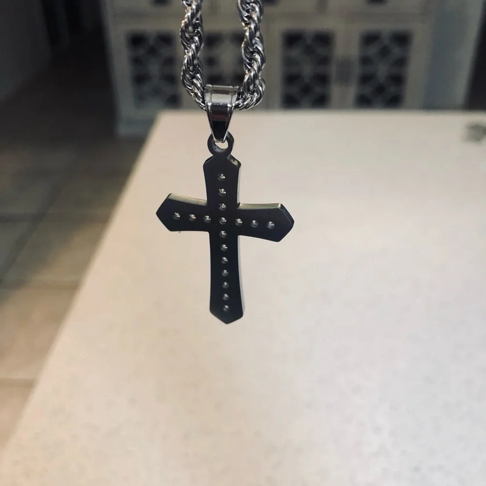 Stainless steel necklace large cubic zirconia cross w/ rope chain